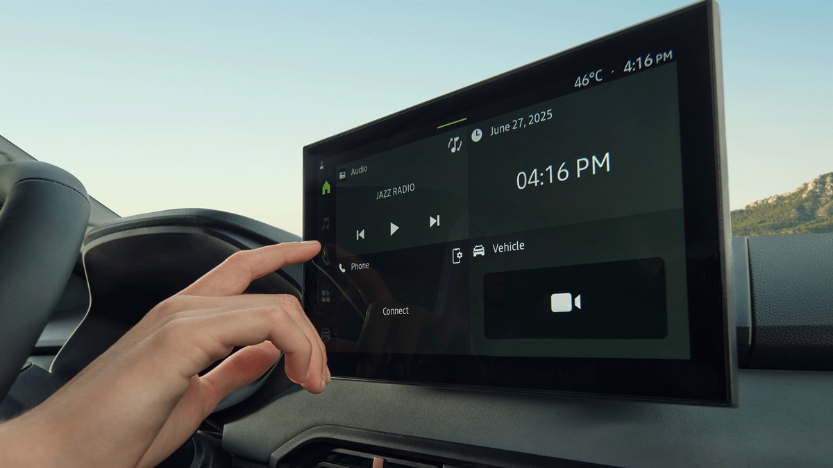 új Dacia modellkínálat – központi kijelző