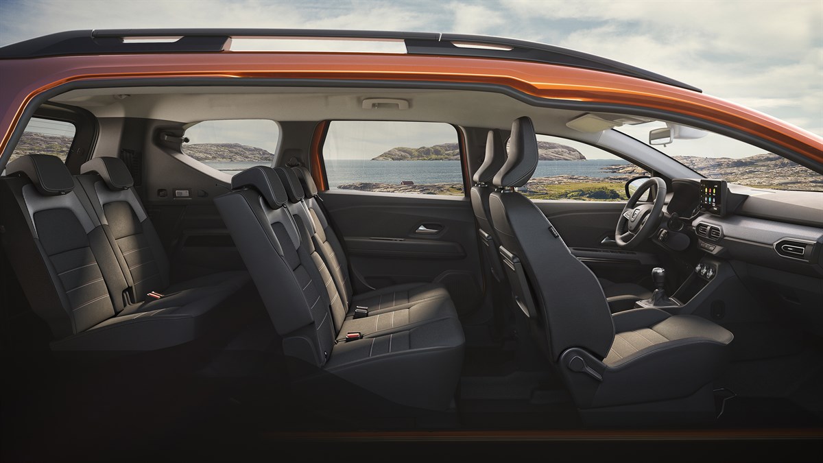 Dacia Jogger - a 7 személyes családi autó - utastér, ülések
